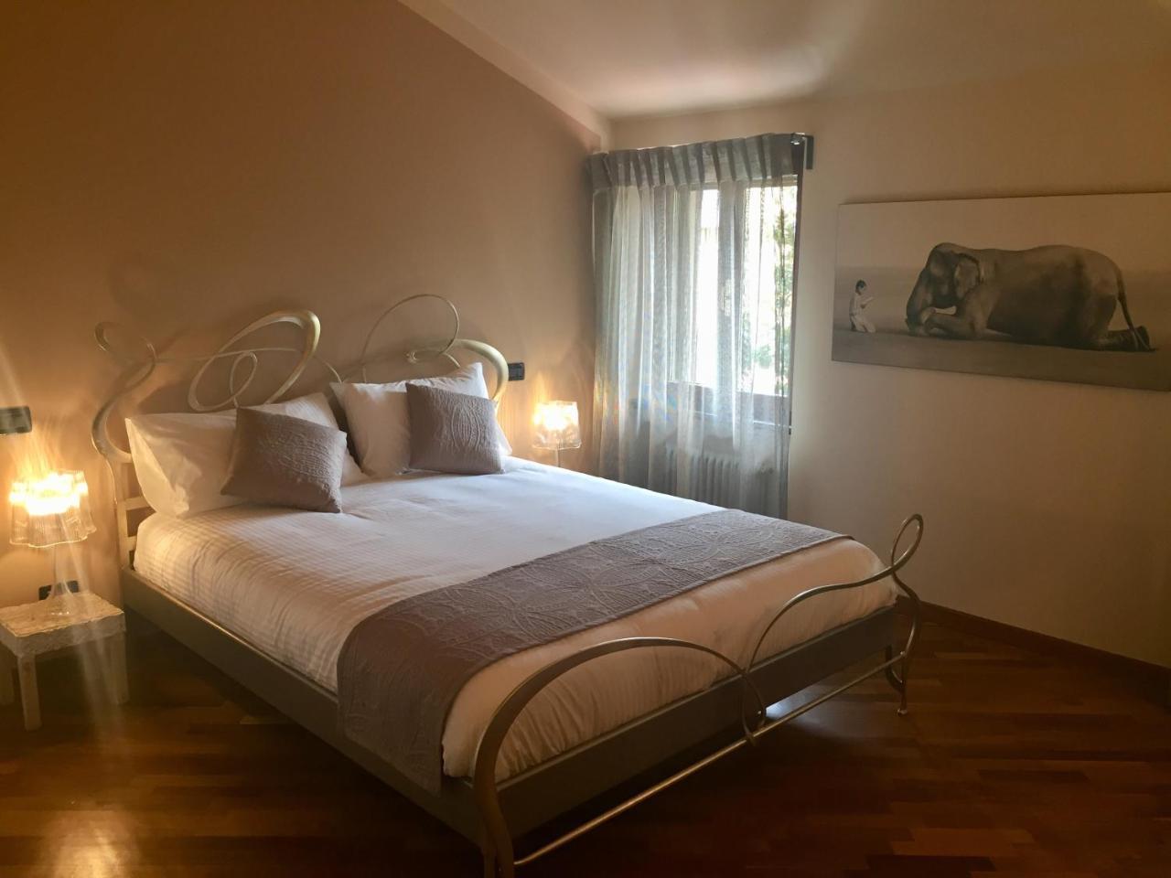 ديسينسانو ديل غاردا Marie Rose Luxury B&B & Apartment المظهر الخارجي الصورة
